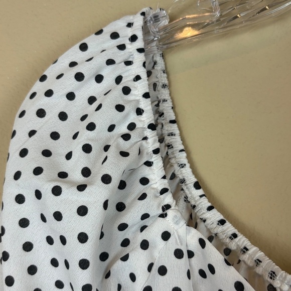 NWT Sans Souci White with Black Polka Dots Wide Neck Off Shoulder Crop Top - Picture 13 of 15